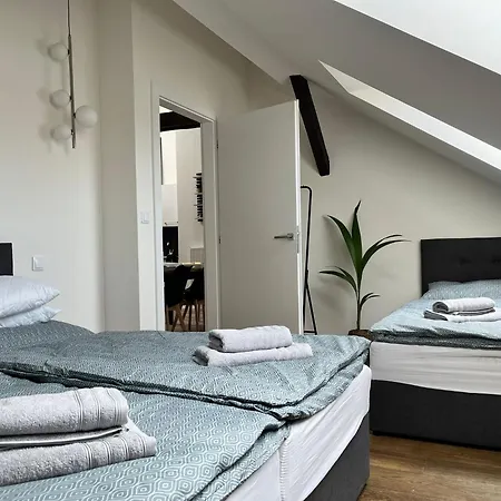 Loft Apartments Praga Esterno foto