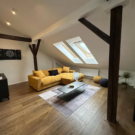 Loft Apartments Praga Esterno foto