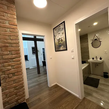 Loft Apartments Praga Esterno foto